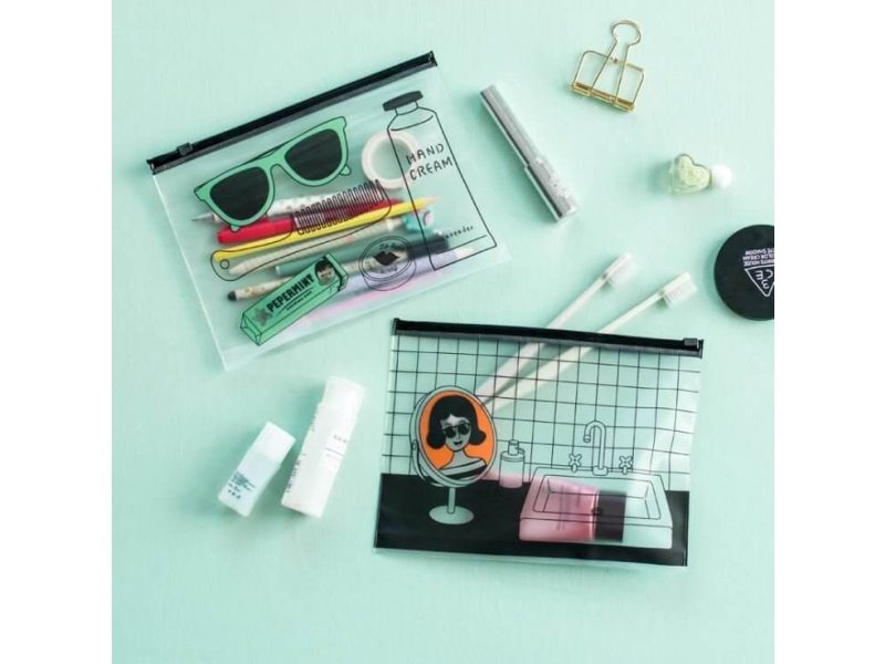 Trousse de toilette transparente avec motif d'inviolabilité