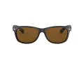 Ray-Ban New Wayfarer Lunettes de Soleil RB 2132 902/57